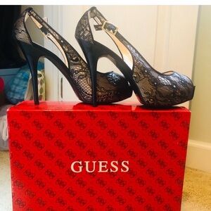 GUESS Black Lace Stiletto Platform Pumps